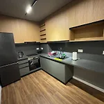 Luxury City Center Studio Apt25 *
