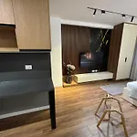 Luxury City Center Studio Apt25 *
