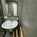 Luxury Center Apt25 تيرانا